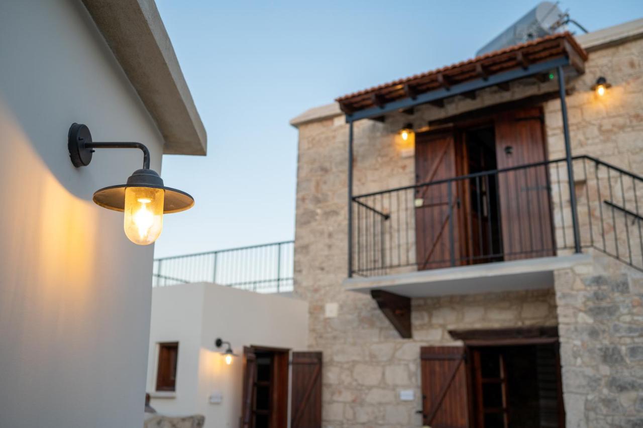 Droshia Traditional Homes, Coco-Mat Full Experience Dhrousha Εξωτερικό φωτογραφία