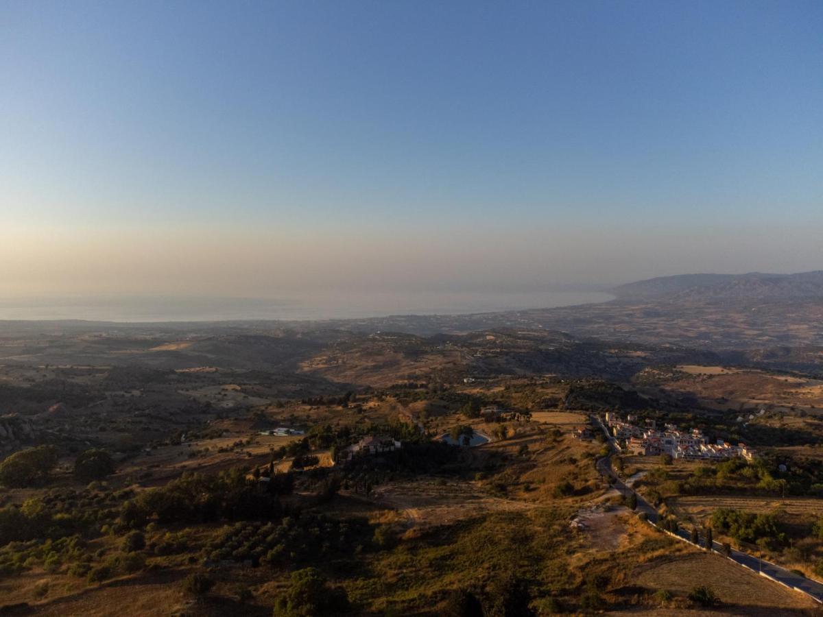 Droshia Traditional Homes, Coco-Mat Full Experience Dhrousha Εξωτερικό φωτογραφία